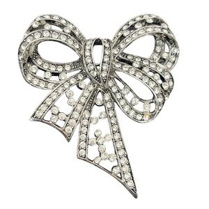 Joan Rivers silver tone clear rhinestone bow ribbon brooch pin vintage